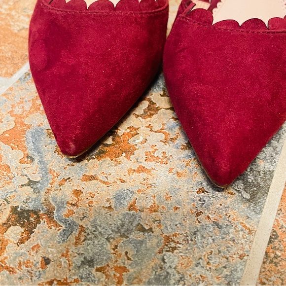 👠Gorgeous Scalloped D’Orsay Style Kitten Heel Felt/Suede-like Burgundy Pumps! - Picture 14 of 15
